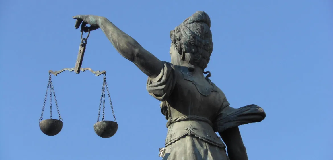 O pravsi pravicnosti i pravu